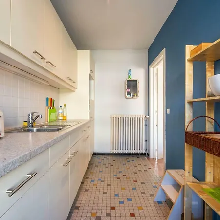 Modern At The Belgian Coast Daire *