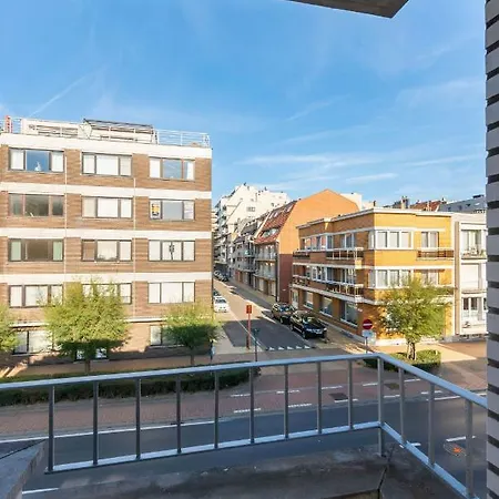 Modern At The Belgian Coast Daire *